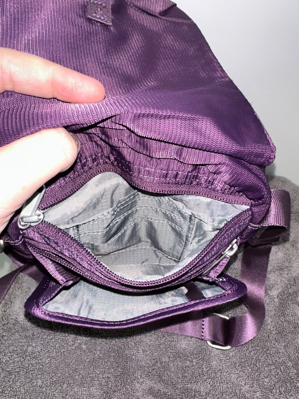 EUC eBags Eggplant Purple Small Crossbody Bag - Picture 6 of 6